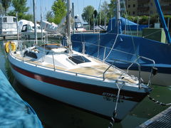 Etap 23 (sailing cabin boat)